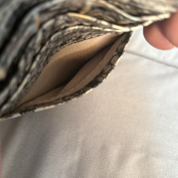 Brahmin card holder - Picture 12 of 13